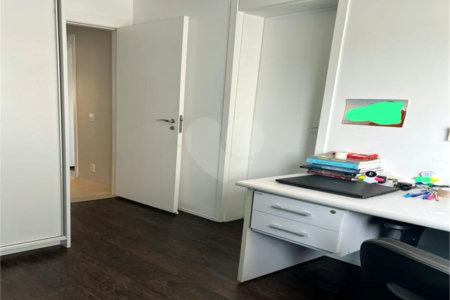 Apartamento à venda com 3 suítes em Jardim Caboré, São Paulo, SP