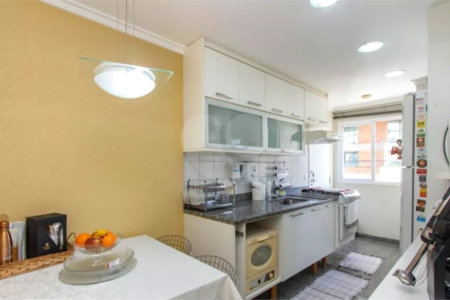 Apartamento à venda com 3 suítes em Paraíso do Morumbi, São Paulo, SP