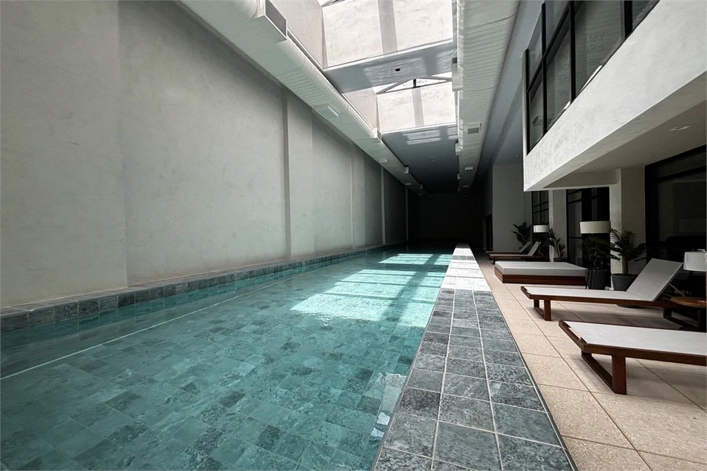 Apartamento à venda com 3 suítes em Vila Romana, São Paulo, SP