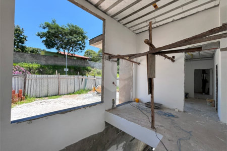 Casa à venda com 4 suítes no condomínio Itapora, Atibaia - SP