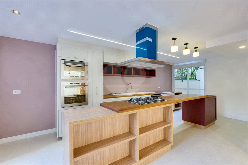 Apartamento à venda com 3 suítes em Chácara Santo Antônio, São Paulo, SP