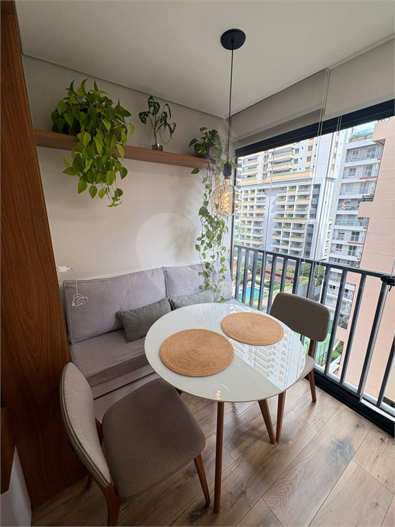 Apartamento à venda com 1 quarto em Pinheiros, São Paulo, SP