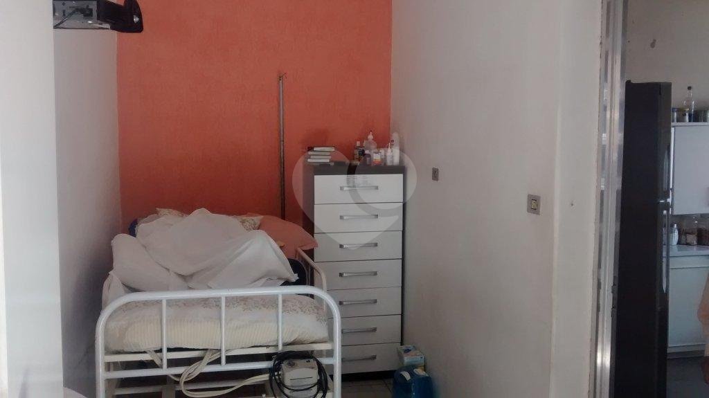Sobrado à venda com 4 quartos, sendo 1 suíte, em Tremembé, São Paulo, SP