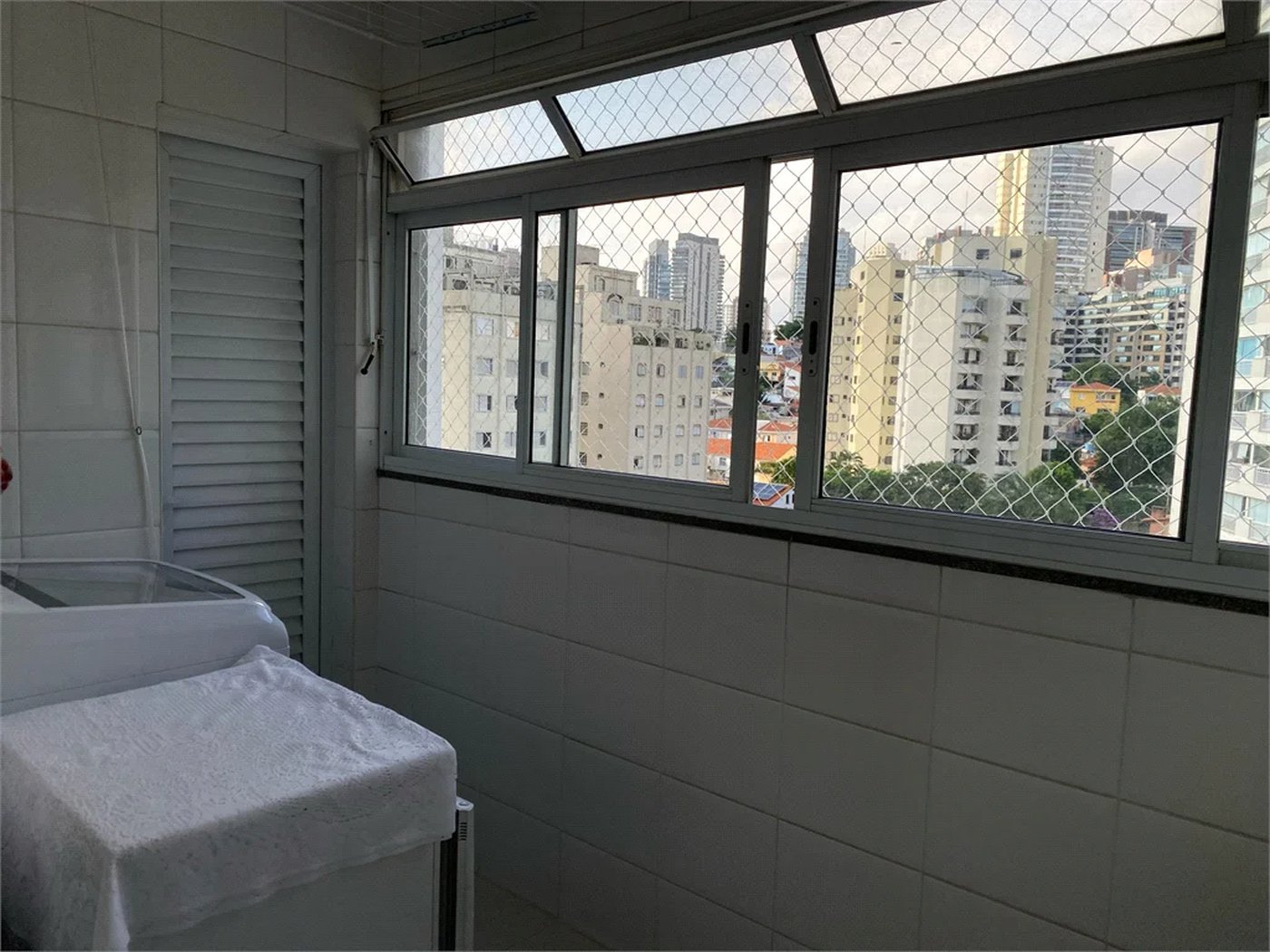 Apartamento para alugar com 2 quartos, sendo 1 suíte, em Alto da Lapa, São Paulo, SP