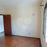 Casa à venda com 3 quartos em Vila Santana, Valinhos, SP