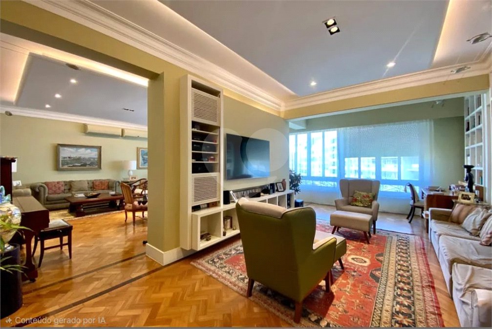 Apartamento à venda com 3 quartos, sendo 1 suíte, em Copacabana, Rio de Janeiro, RJ