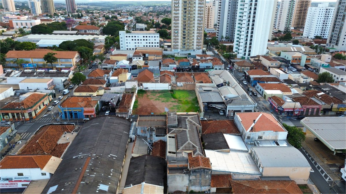 Prédio à venda no Centro, Araraquara, SP