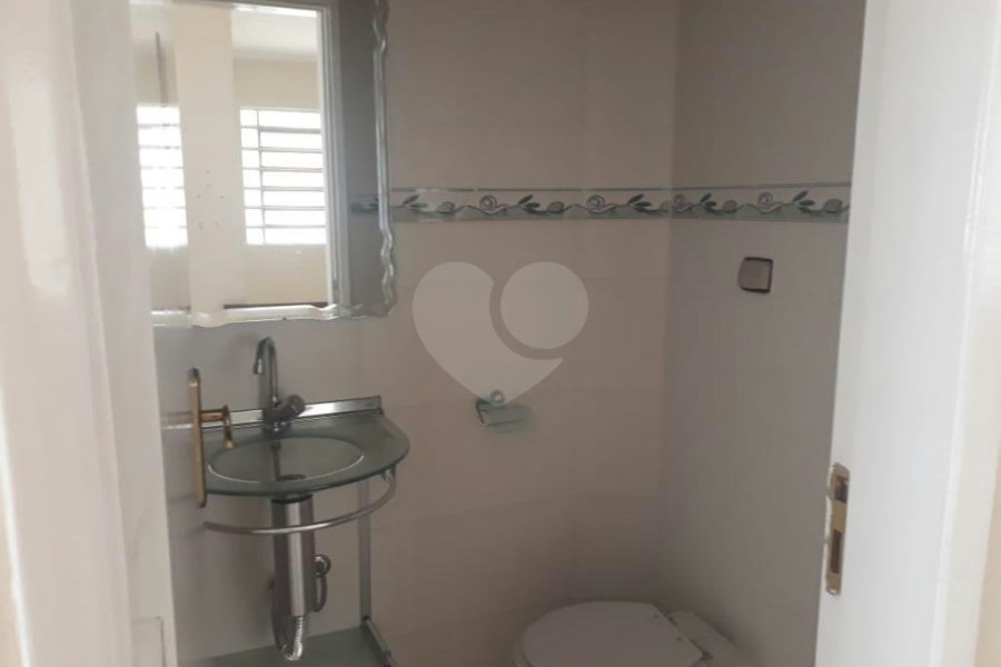 Casa à venda com 4 quartos, sendo 2 suítes, em Santana, São Paulo, SP