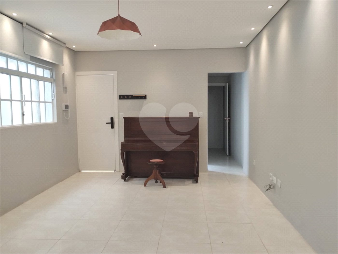 Casa Térrea à venda com 1 quarto em Vila Nivi, São Paulo, SP