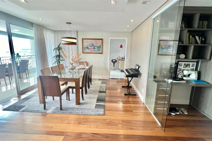 Apartamento à venda com 3 suítes em Morumbi, São Paulo, SP