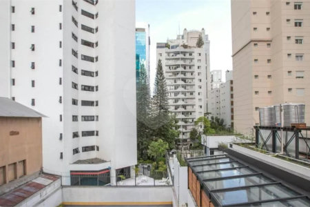 Apartamento à venda com 2 quartos, sendo 1 suíte, em Itaim Bibi, São Paulo, SP
