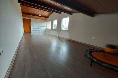 Sobrado à venda com 3 quartos, sendo 1 suíte, em Vila Laís, São Paulo, SP