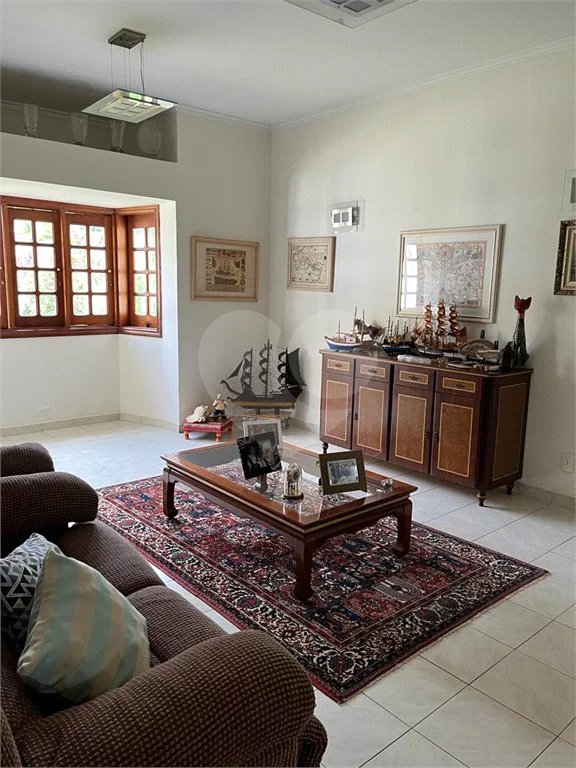 Casa à venda com 6 quartos, sendo 3 suítes, em Chácara Malota, Jundiaí, SP