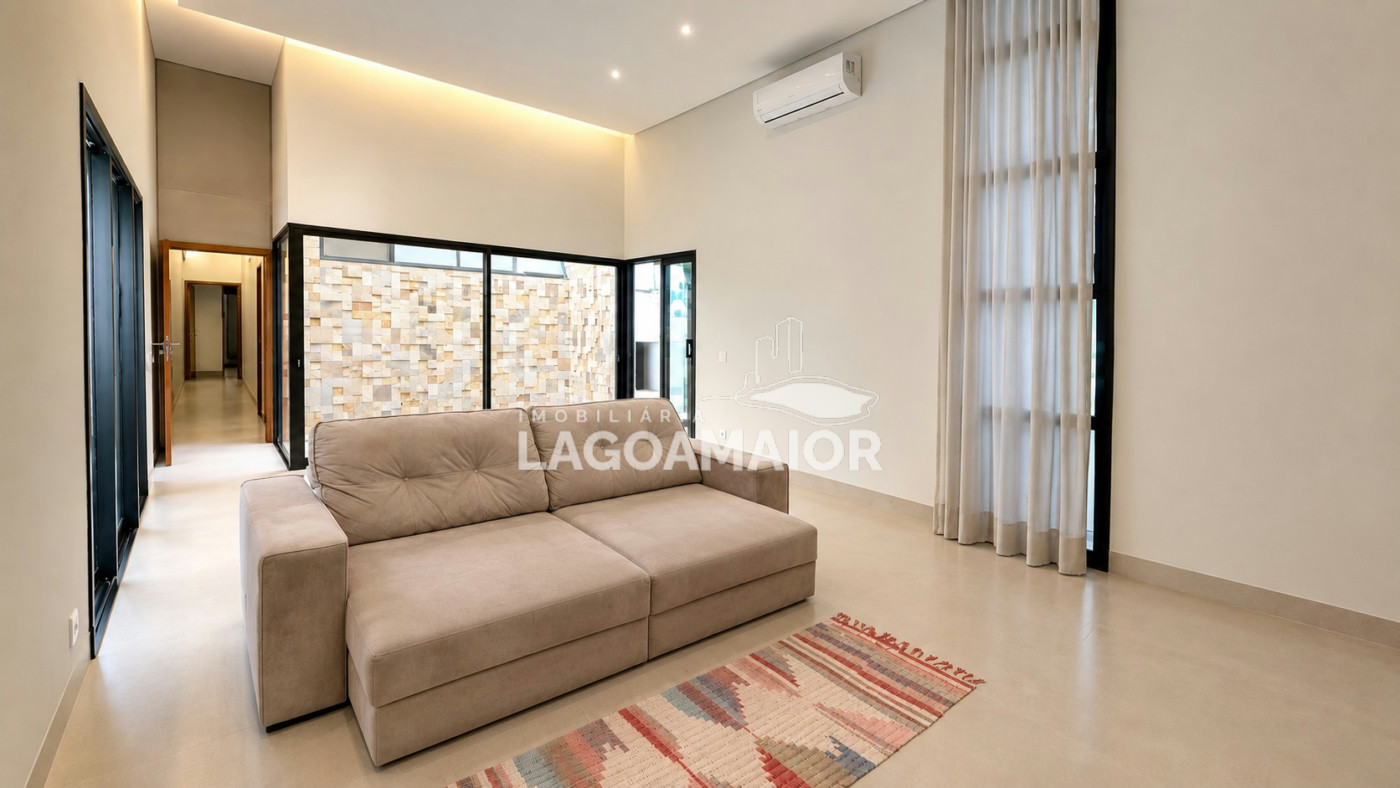 Casa à venda com 3 quartos, sendo 2 suítes, em Village do Lago, Três Lagoas, MS