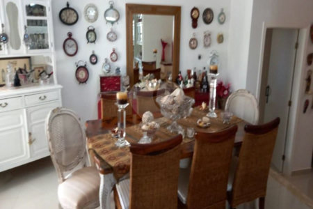 Casa à venda com 3 quartos, sendo 1 suíte,  em Bosque, Vinhedo, SP