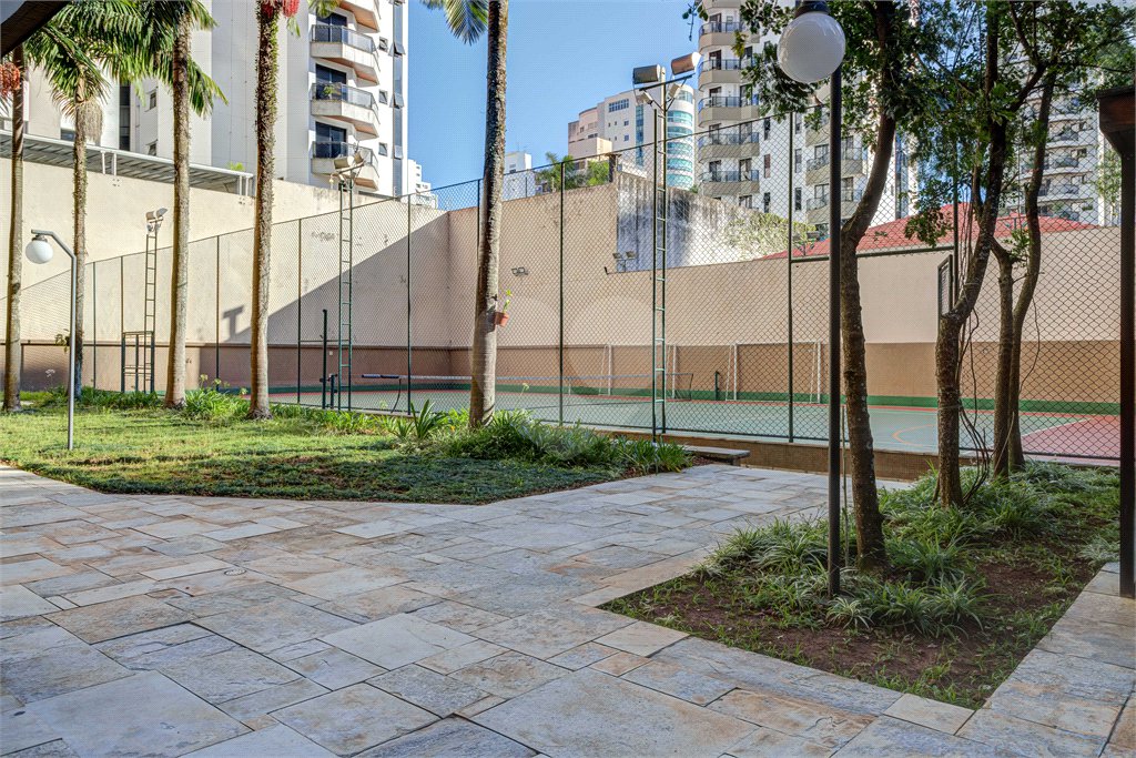 Apartamento à venda com 4 suítes em Moema, São Paulo, SP