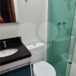 Casa à venda com 3 quartos, sendo 1 suíte, no condomínio Alvorada Parque Vitória, São Paulo - SP