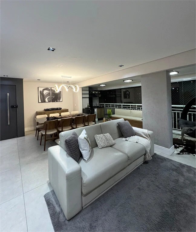 Apartamento à venda com 2 suítes em Jardim Esmeralda, São Paulo, SP