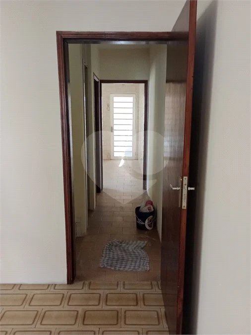 Casa à venda ou para alugar com 2 quartos, sendo 1 suíte, em Jardim São José, São Roque, SP