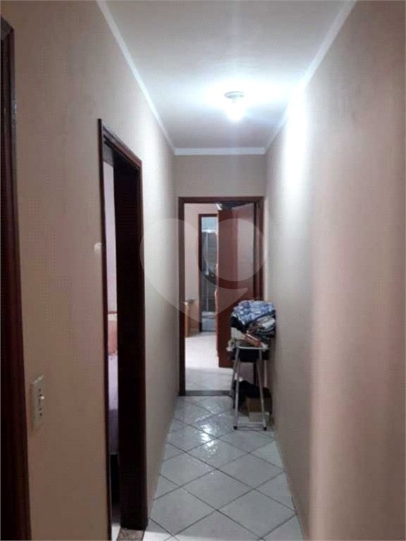 Casa térrea para venda, com 2 dormitórios, sendo 1 suíte.