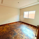 Exclusividade e Sofisticação no Swiss Park: O Sobrado Perfeito em São Carlos, com, 3 suites,2 salas, área Gourmet, persianas blackout automatizadas.