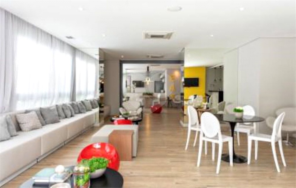 Studio à venda no Centro com 1 vaga de garagem