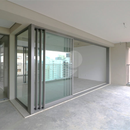 Apartamento à venda com 3 suítes em Moema, São Paulo, SP