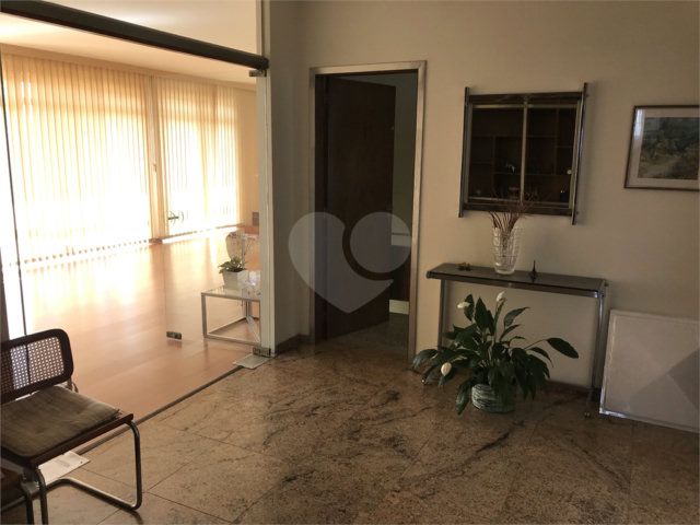 Sobrado à venda com 5 quartos, sendo 1 suíte,  em Santana, São Paulo, SP