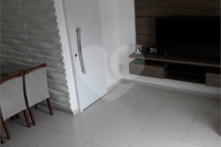 Casa à venda com 3 quartos, sendo 2 suítes, em Sé, São Paulo, SP