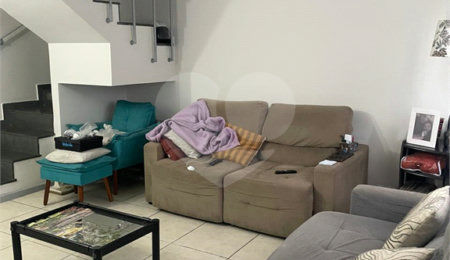 Casa à venda com 3 quartos, sendo 1 suíte,  no condomínio Serranos, São Paulo - SP