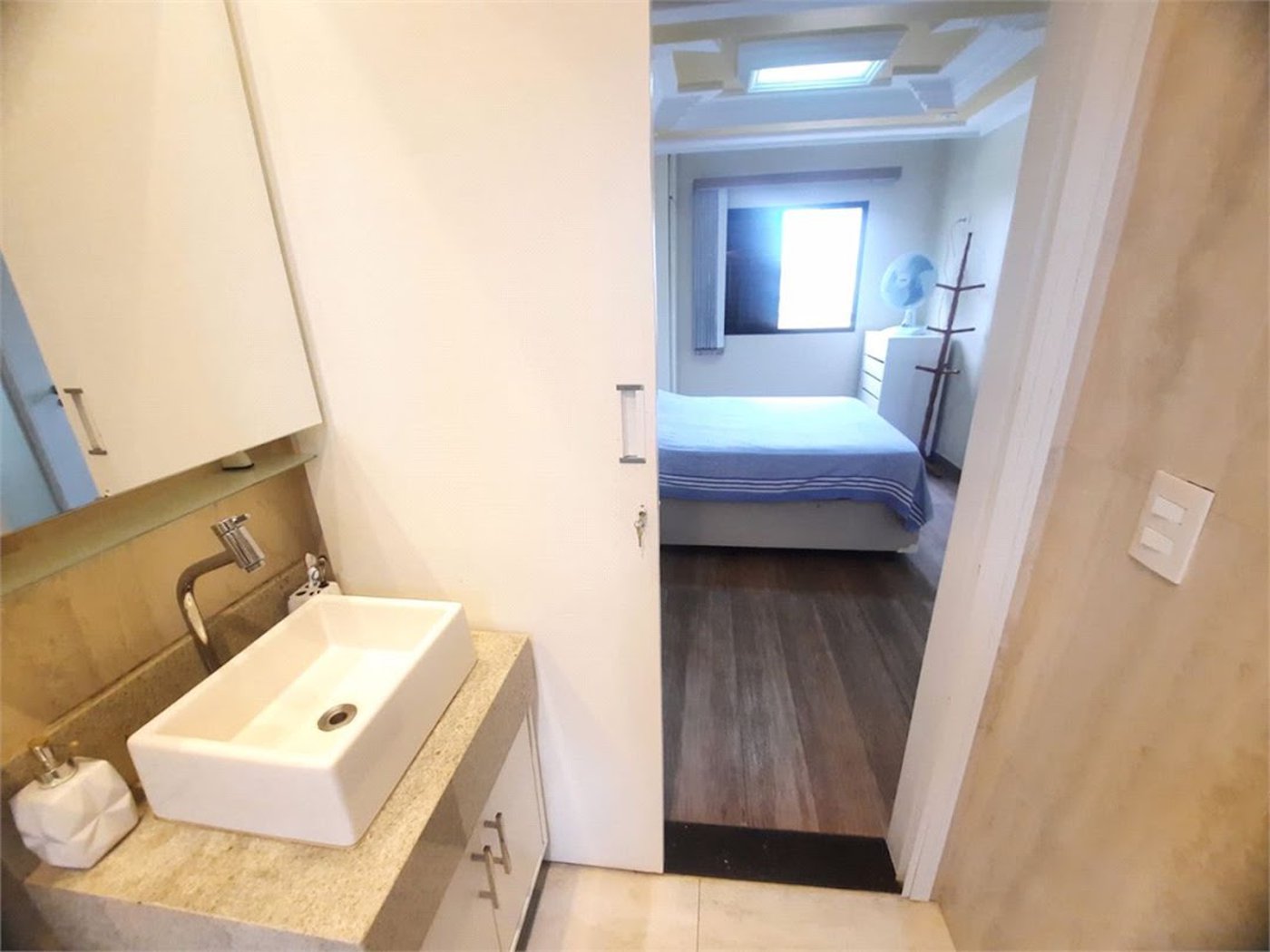 Apartamento com 3 dormitórios à venda, 202 m² por R$ 750.000,00 - Jardim Belmar - Guarujá/SP