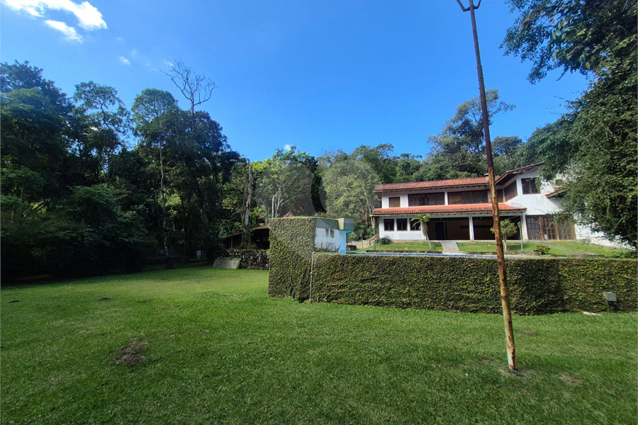 Casa à venda ou para alugar com 4 suítes no condomínio Parque Imperial da Cantareira, Mairiporã - SP
