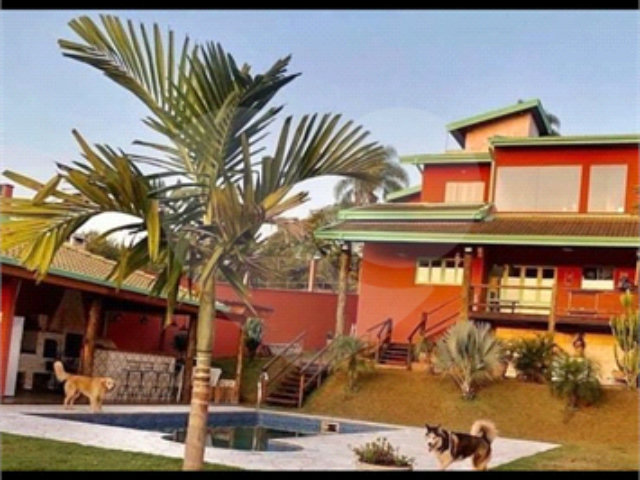 Casa à venda com 3 suítes no condomínio Chacarás Bela Vista, Mairiporã - SP