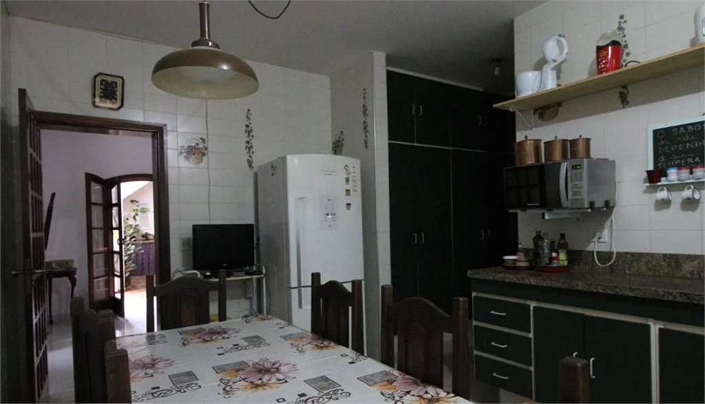 Sobrado à venda com 4 suítes em Vila Cordeiro, São Paulo, SP