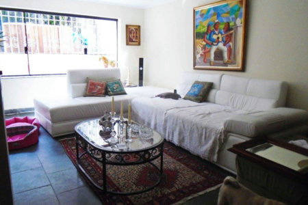 Casa à venda com 5 quartos, sendo 2 suítes, em Jardim Prudência, São Paulo, SP