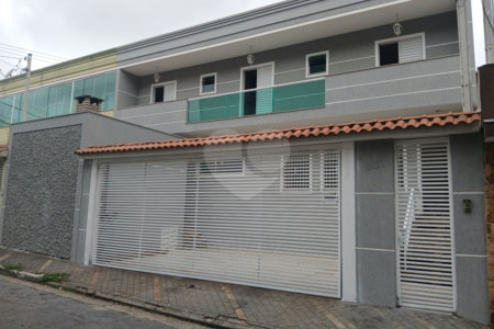 Sobrado à venda com 3 suítes em Vila Medeiros, São Paulo, SP