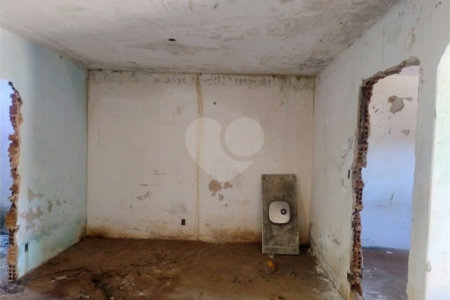 Casa à venda com 2 quartos em Jardim Adalberto Frederico de Oliveira Roxo I, Araraquara, SP