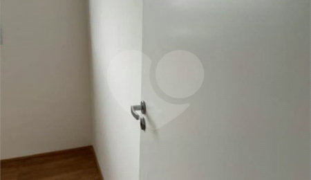 Apartamento à venda com 2 quartos em Parque Industrial Tomas Edson, São Paulo, SP