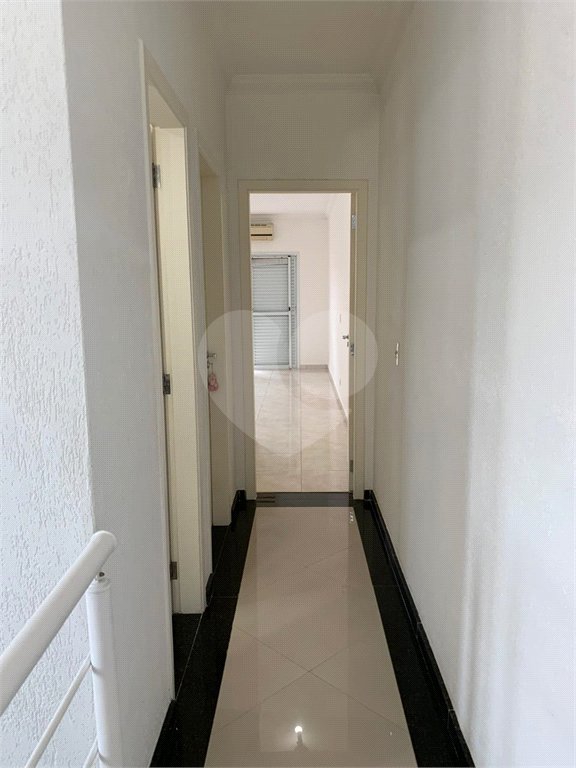 Sobrado à venda com 4 quartos, sendo 1 suíte, em Vila Campo Grande, São Paulo, SP