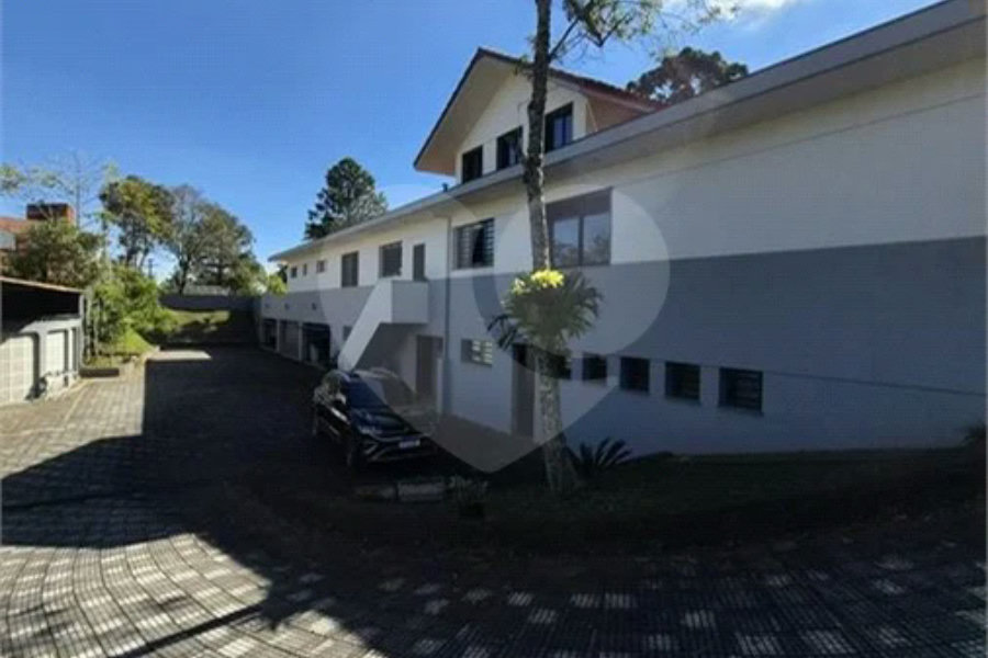 Condomínio à venda com 6 suítes em Cumbari, Mairiporã, SP