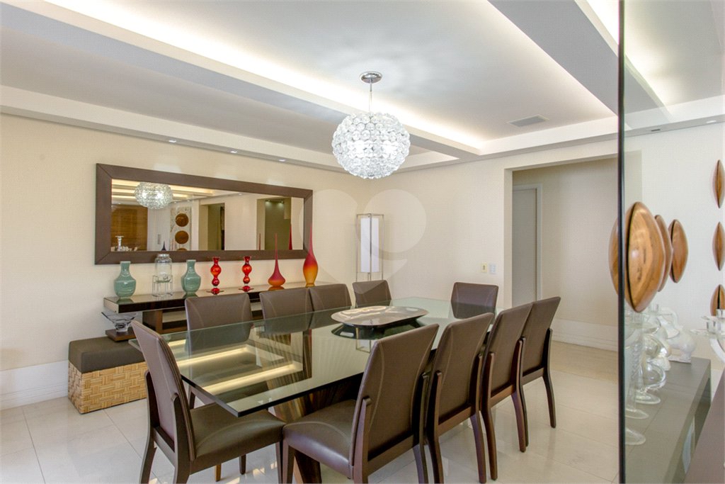 Apartamento à venda com 4 suítes em Vila Suzana, São Paulo, SP