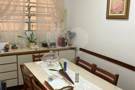 Sobrado à venda com 3 quartos, sendo 1 suíte, em Chora Menino, São Paulo, SP
