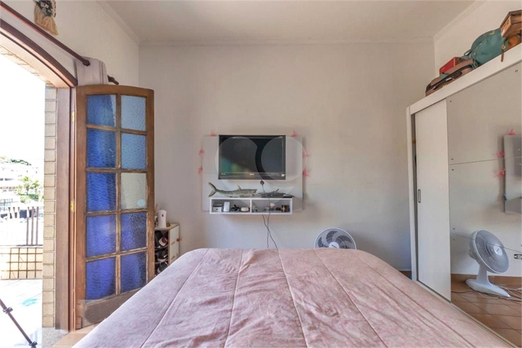Sobrado à venda com 4 quartos, sendo 1 suíte, em Água Fria, São Paulo, SP