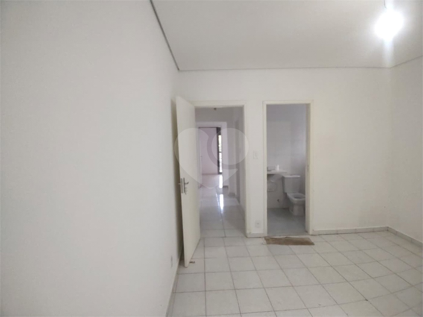 Sobrado à venda com 3 quartos, sendo 1 suíte,  em Tremembé, São Paulo, SP