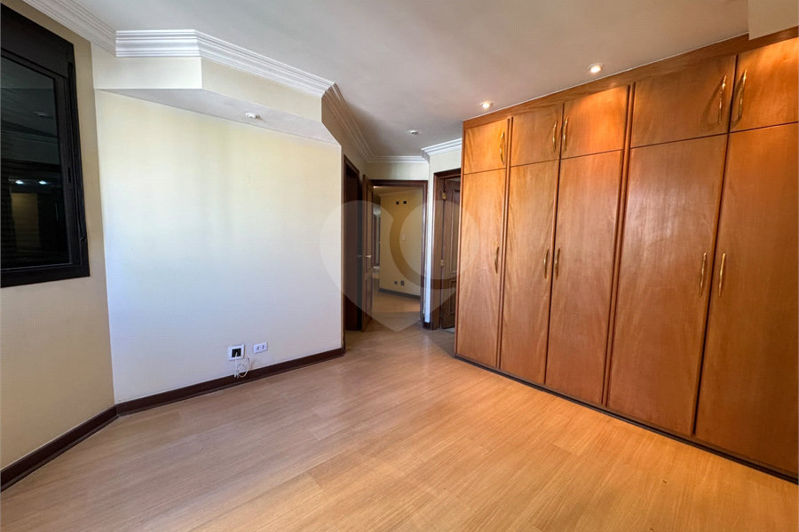 Apartamento à venda com 4 quartos, sendo 3 suítes, em Santana, São Paulo, SP
