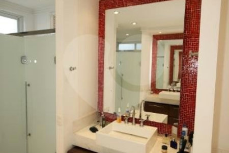 Casa à venda com 3 quartos, sendo 2 suítes,  em Vila Tramontano, São Paulo, SP