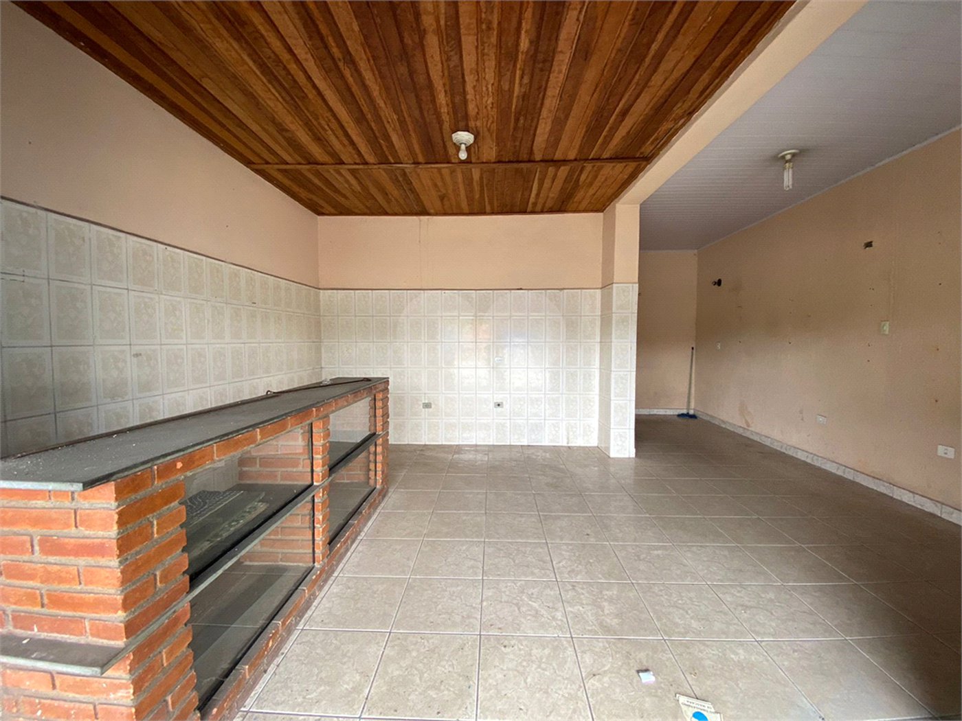 Salão para alugar em Palmeiras de São Paulo, Suzano, SP
