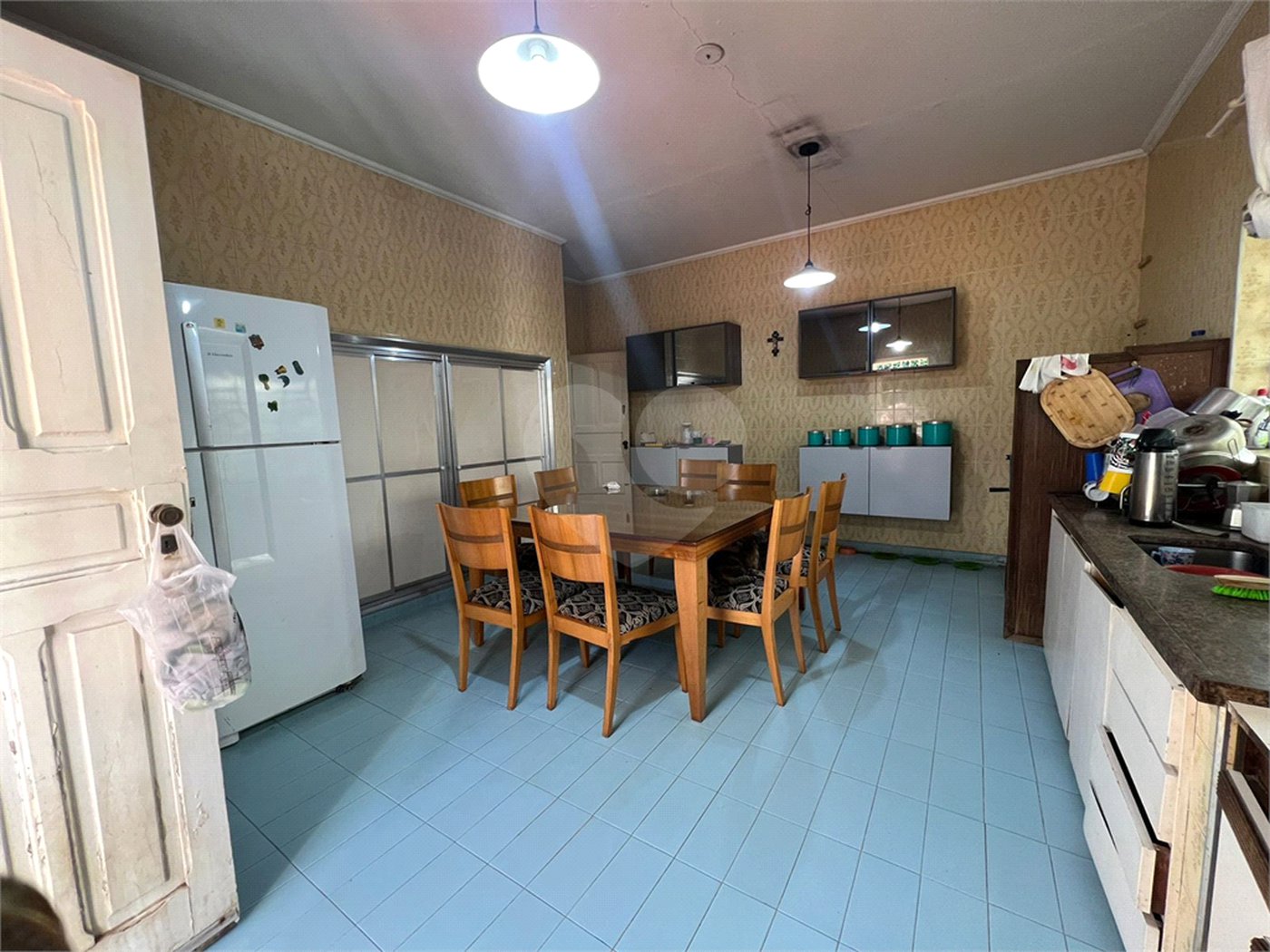 Casa à venda com 4 quartos, sendo 1 suíte,  em Jardim Colombo, São Paulo, SP