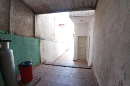 Casa à venda com 4 quartos, sendo 2 suítes, em Jardim São Paulo(zona Norte), São Paulo, SP