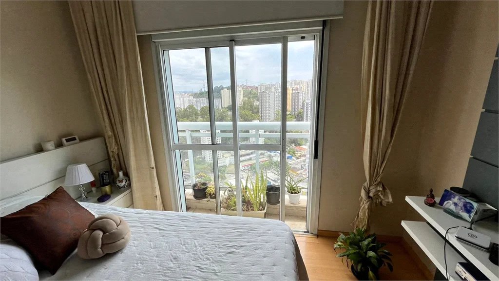 Apartamento à venda com 4 quartos, sendo 3 suítes, em Vila Andrade, São Paulo, SP